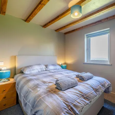 2 Bed In Lancaster Oc-82857 Nyaraló *