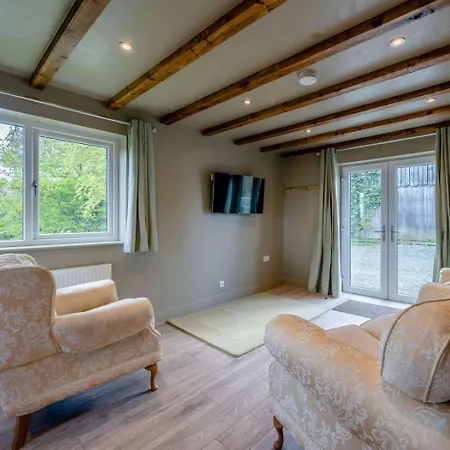 2 Bed In Lancaster Oc-82857 Nyaraló *