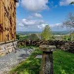 2 Bed In Lancaster Oc-82857