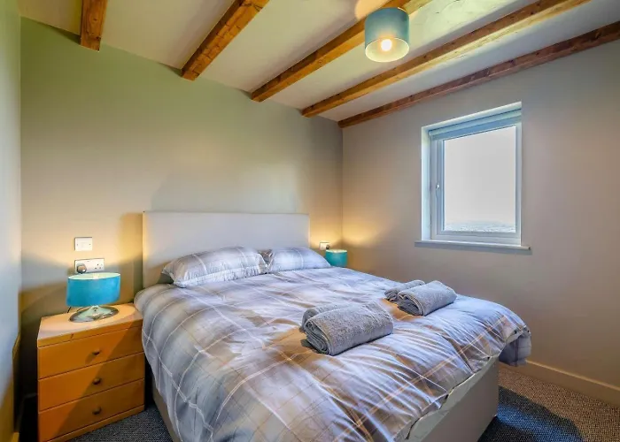 2 Bed In Lancaster Oc-82857 Holiday home *