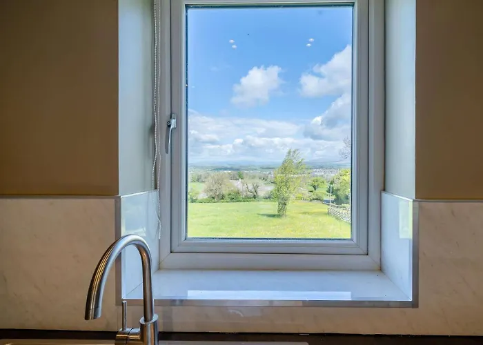 2 Bed In Lancaster Oc-82857 * Beetham