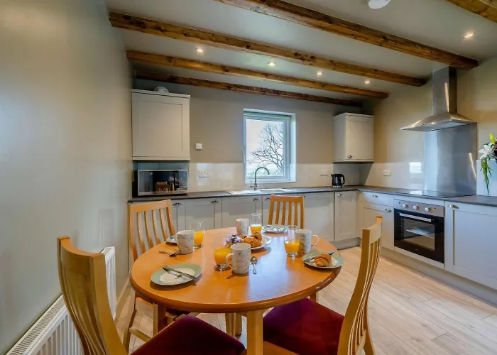 2 Bed In Lancaster Oc-82857 Holiday home *